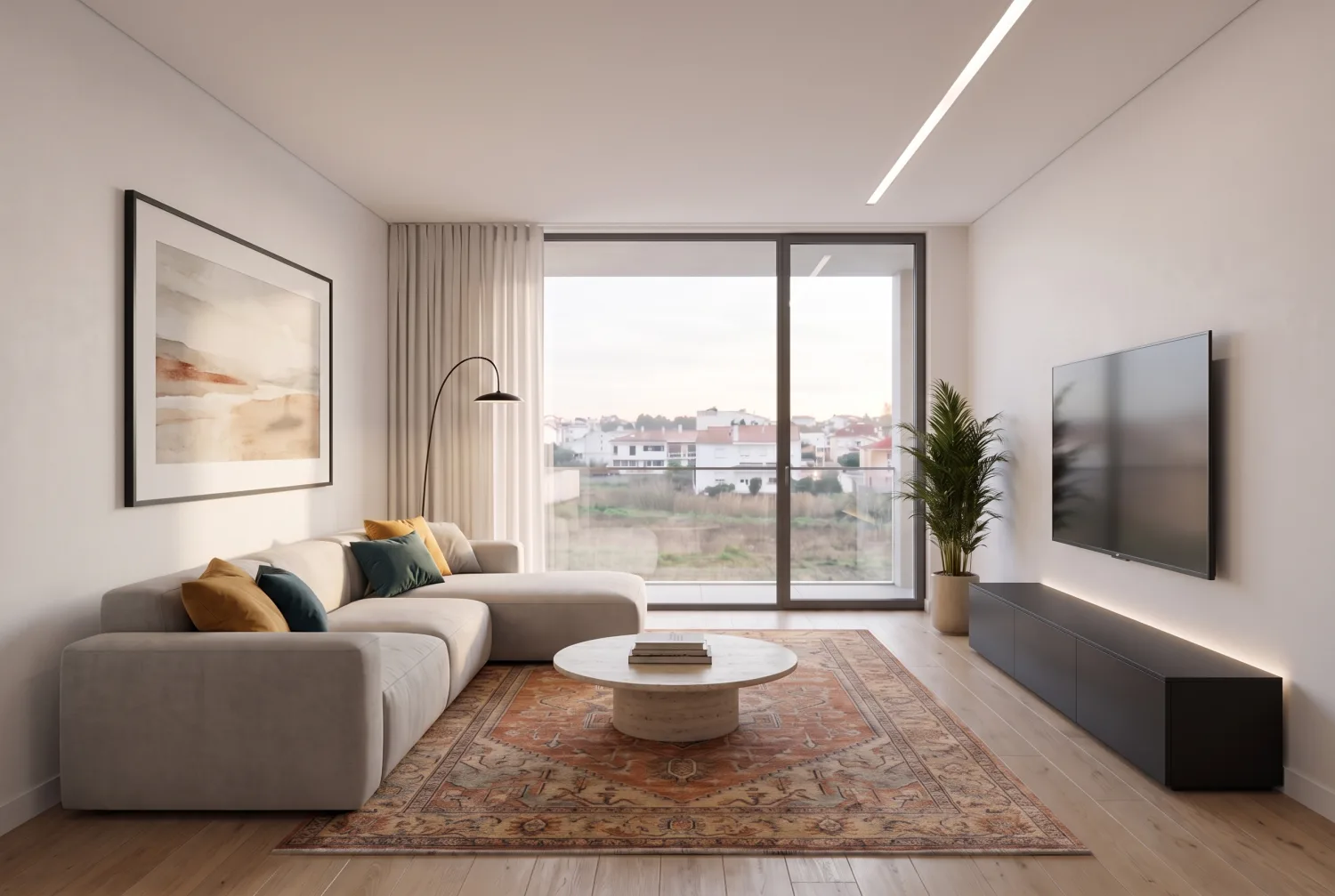 Render 3D da mesma sala acabada, com envidraçado de pé direito, sofá de canto com chaise longue, televisão na parede, um quadro sobre o sofá e tapete padronizado.