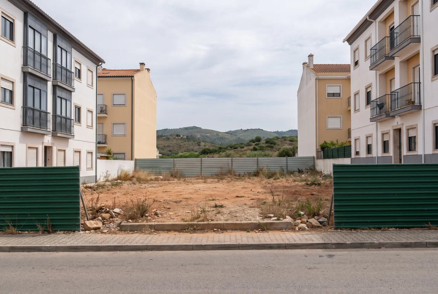 O lote do empreendimento antes da obra